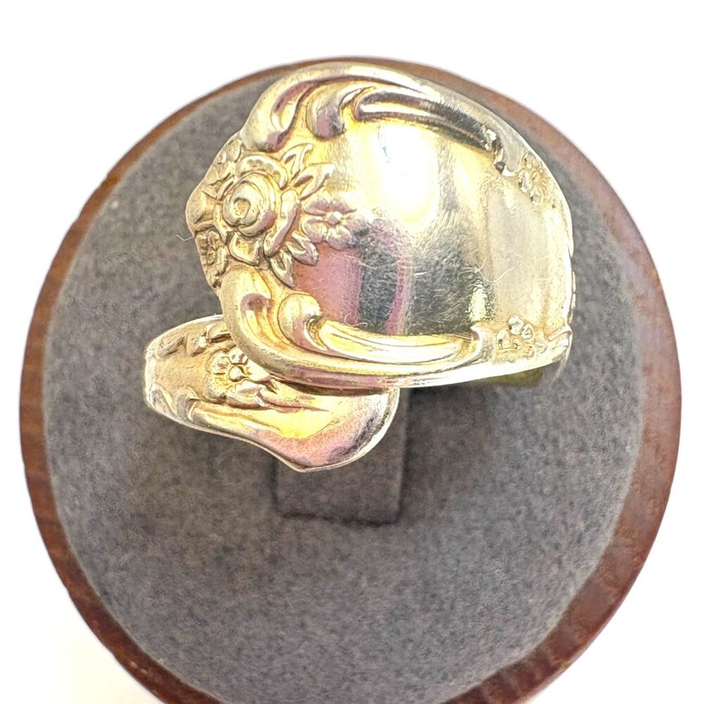 VTG Rogers Silver Floral Textured Bypass Design Spoon Ring Size 8.5